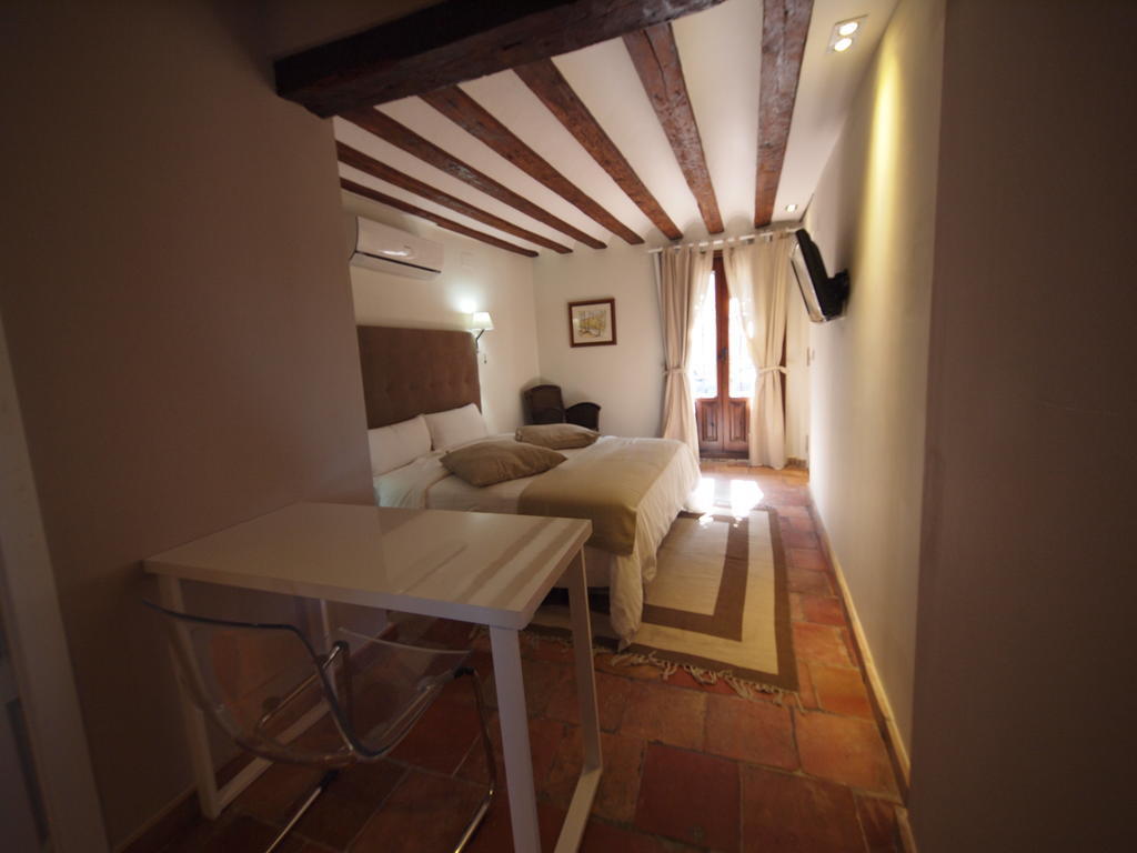 Los Ojos De La Mora Apartamentos Boutique Cuenca  Exterior foto